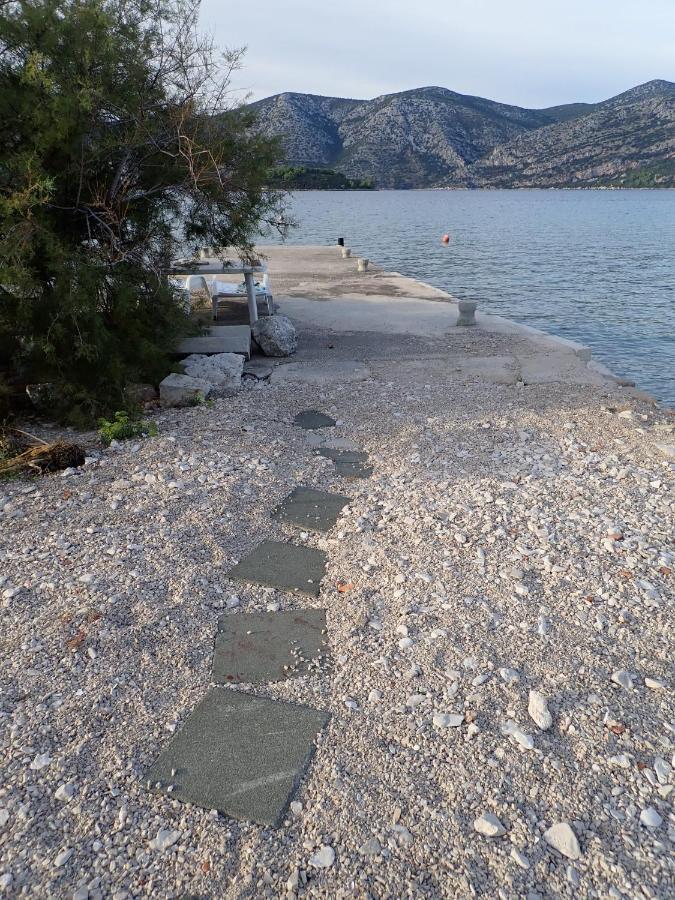 Katja Beach Apartment Рачище Екстер'єр фото