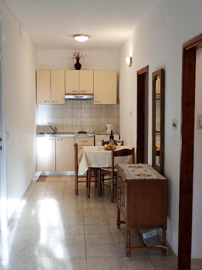 Katja Beach Apartment Рачище Екстер'єр фото