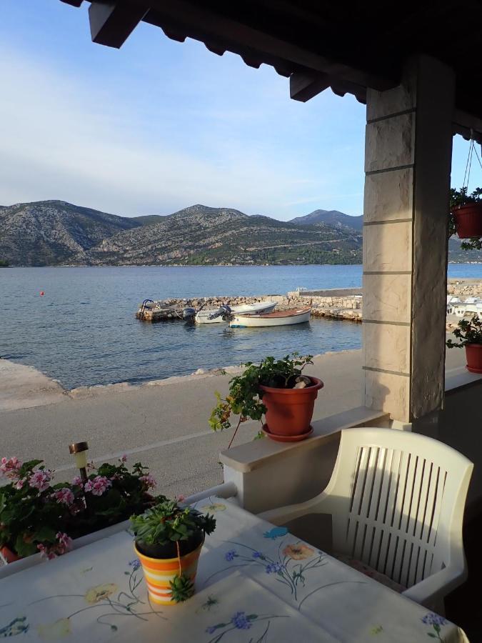 Katja Beach Apartment Рачище Екстер'єр фото