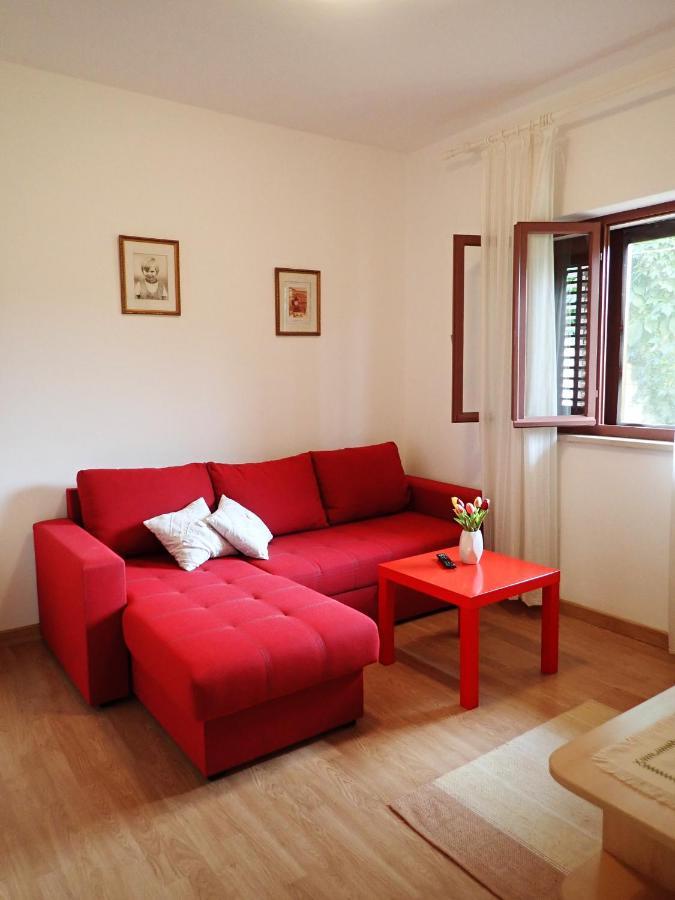 Katja Beach Apartment Рачище Екстер'єр фото
