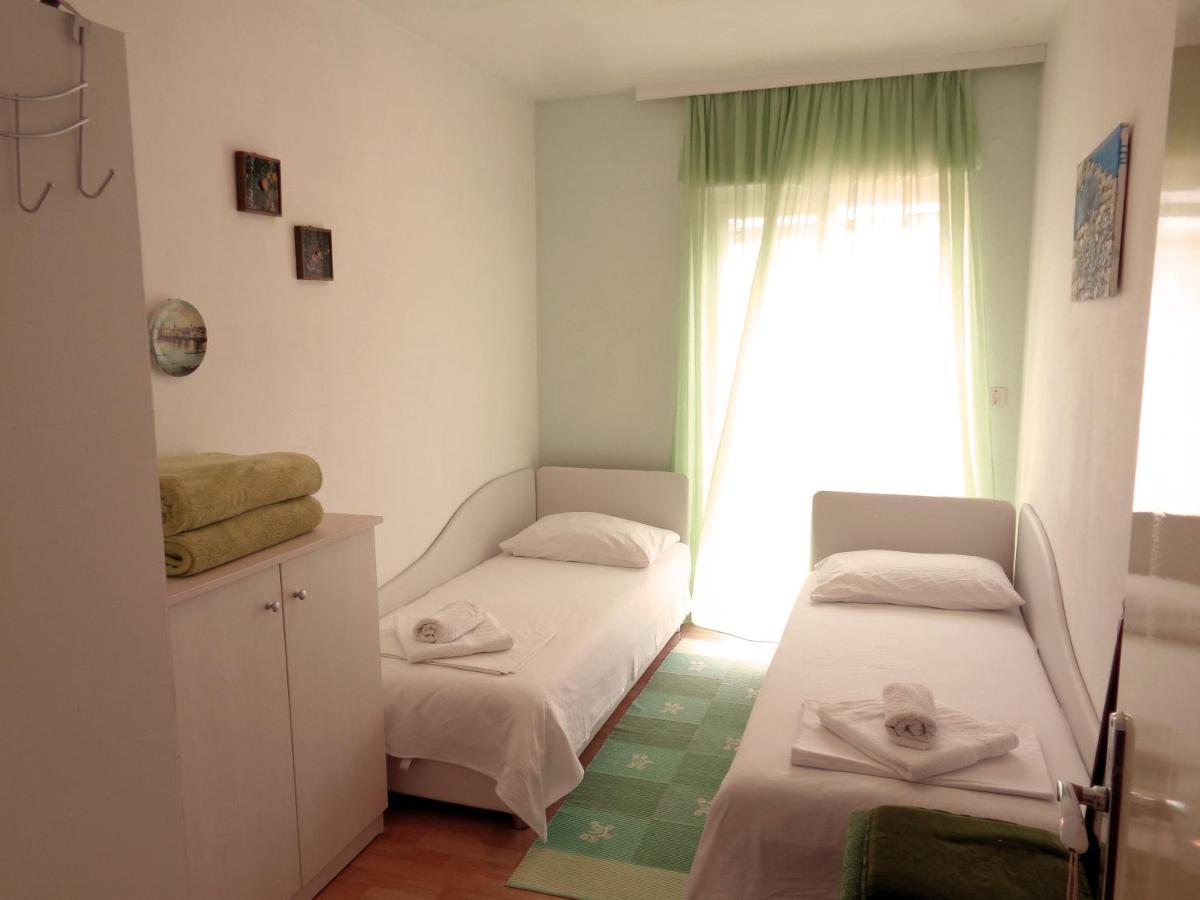 Katja Beach Apartment Рачище Екстер'єр фото