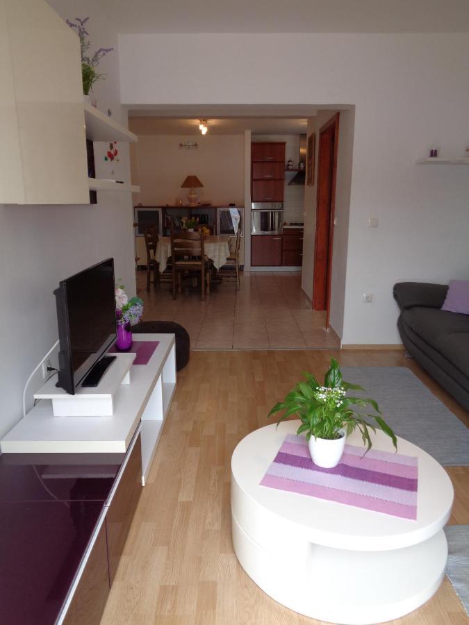 Katja Beach Apartment Рачище Екстер'єр фото