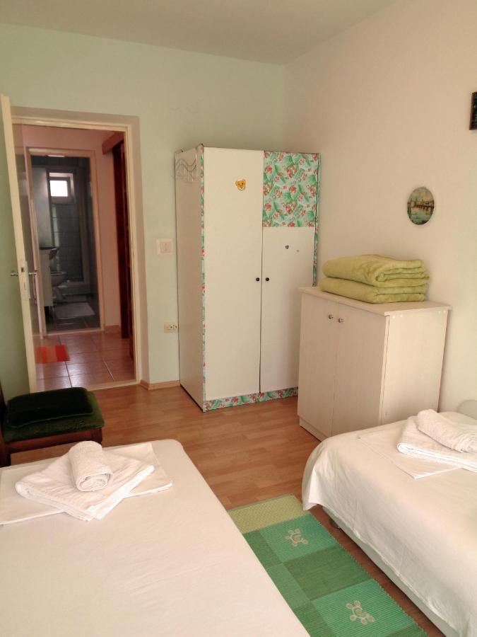 Katja Beach Apartment Рачище Екстер'єр фото